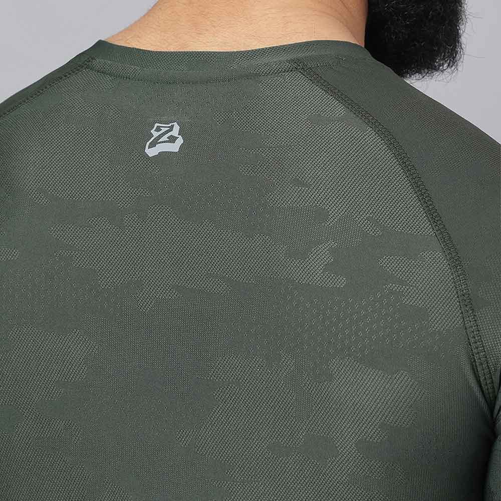 1 - MuscleBlaze Camo Dry-Fit Active Tee Half Sleeve,  Olive  Small
