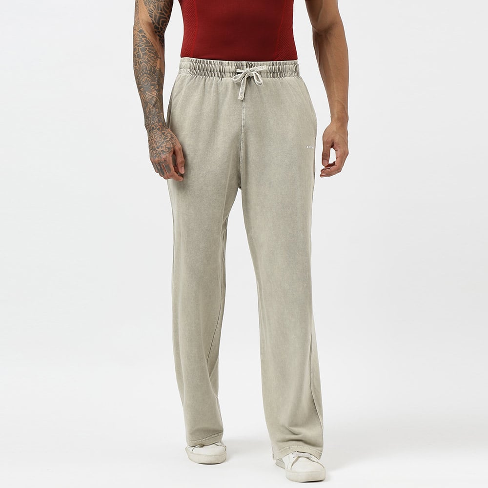 2 - MuscleBlaze Z Verse x Naruto Hokage Run Oversized Washed Joggers, Dust Beige X-Small