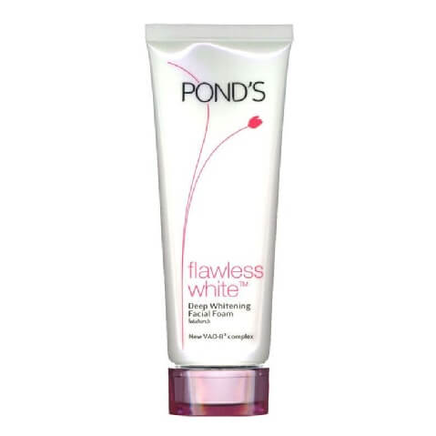 Pond's Flawless White Deep Whitening Facial Foam