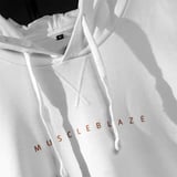 https://img10.hkrtcdn.com/42042/prd_4204169-MuscleBlaze-Z-Verse-Oversized-Solid-Hoodie-White-Medium_o.jpg