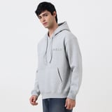 https://img10.hkrtcdn.com/43540/prd_4353979-MuscleBlaze-Lifting-Club-Hoodie-Large-Grey-Melange_o.jpg
