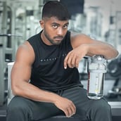 8 - MuscleBlaze Gallon Bottle Pro,  Grey  2 L