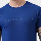 5 - MuscleBlaze Patterned Dry-Fit Active Tee Half Sleeve, Small Poseidon