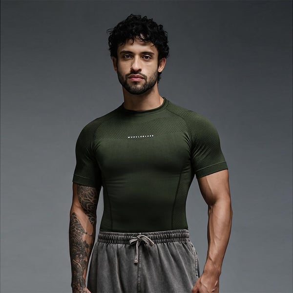 MuscleBlaze Z Verse Aeroweave Seamless Compression, X-Large Combat Olive